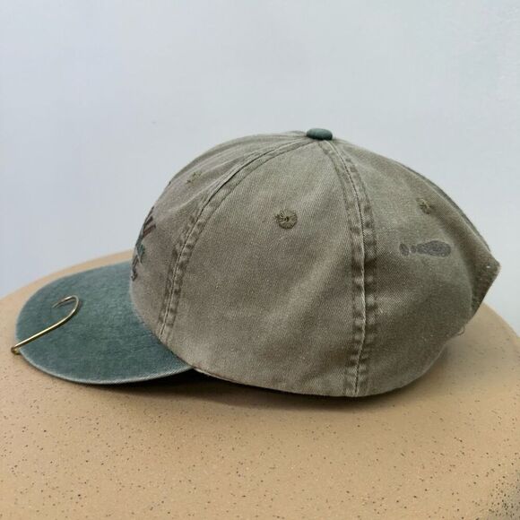 The Way to a Man’s Heart is Through His Fly Fly Fishing Humor Mens Vintage Distr - Picture 3 of 13